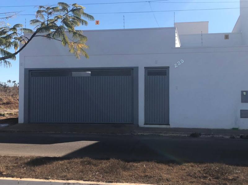 CASA PARA LOCAÇÃO- JARDIM PITANGUEIRAS