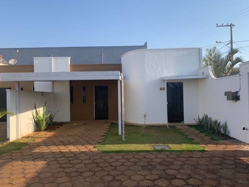 CASA A VENDA - CONDOMINIO EDITH SANTOS