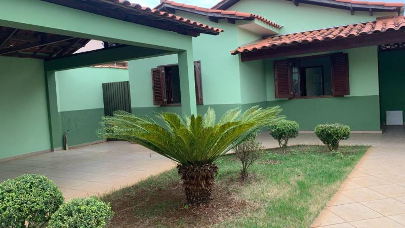 Casa a venda - Ótima Oportunidade