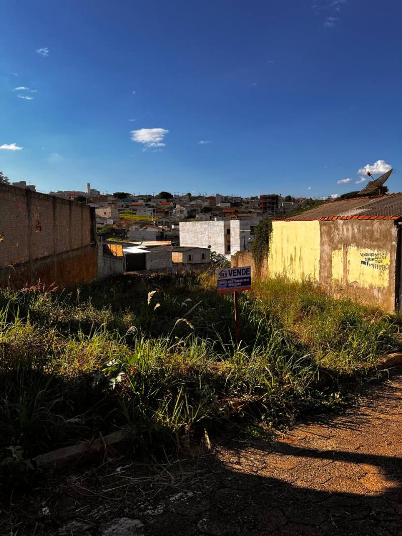 LOTE NO BAIRRO SOL NASCENTE