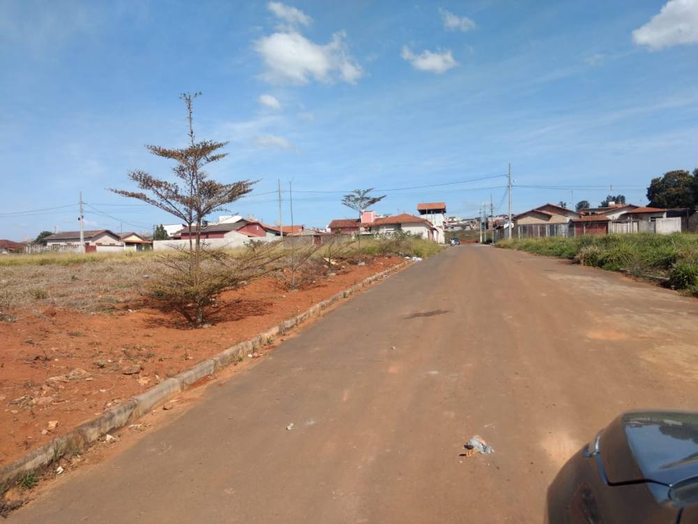 Lote de Esquina - Jardim das Palmeiras
