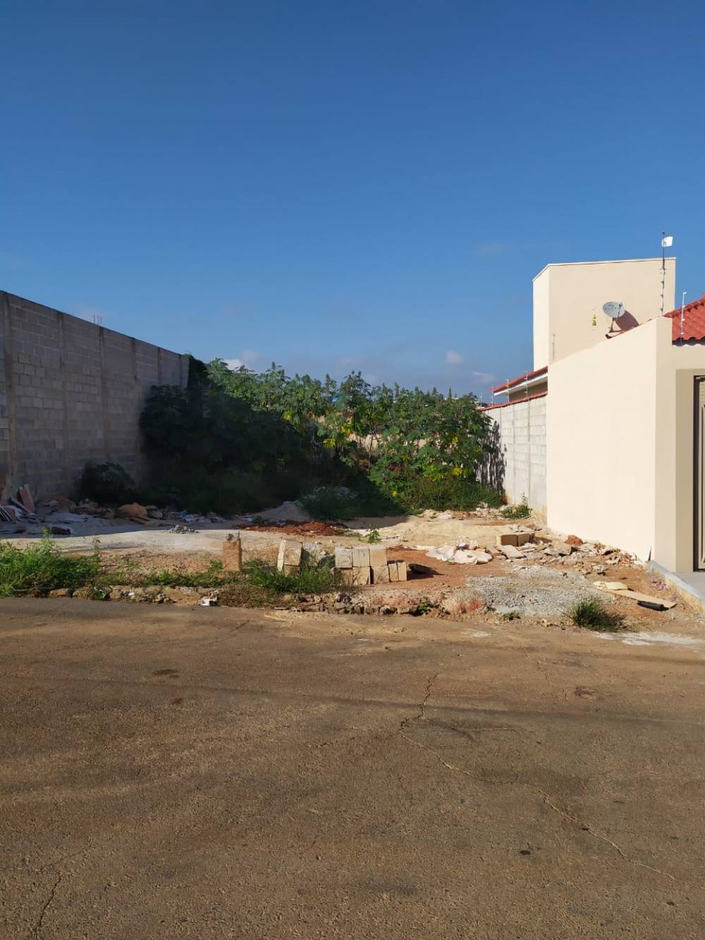 LOTE NO JARDIM ELDORADO