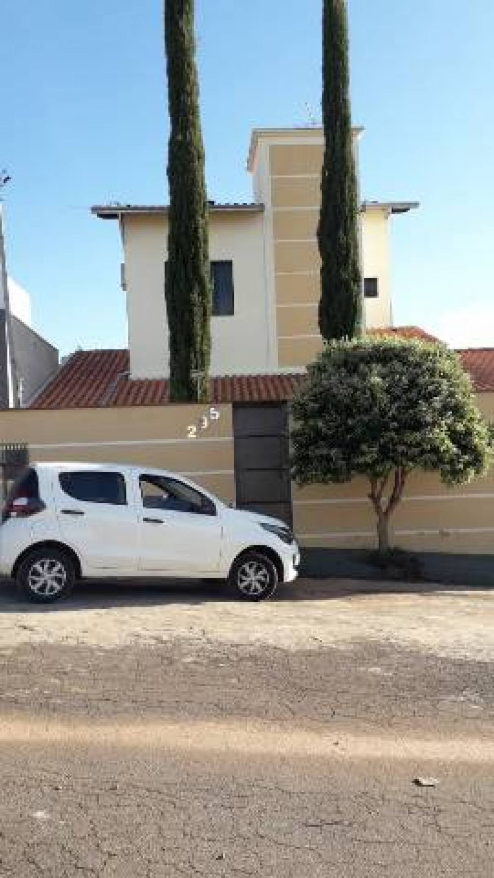 CASA COM VISTA PARA O LAGO